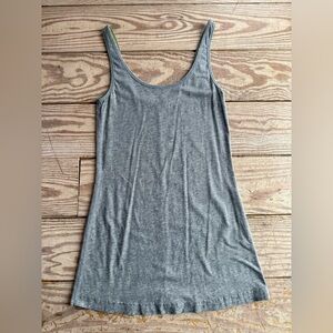 Lululemon tank top size 6